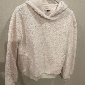 Woman’s universal threads hoodie